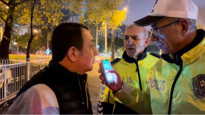 Bursa'da alkollü yakalandı, türlü türlü yalanlar söyledi...