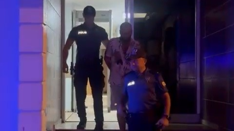 Bursa'da aranan o şahıs ruhsatsız silahla yakalandı