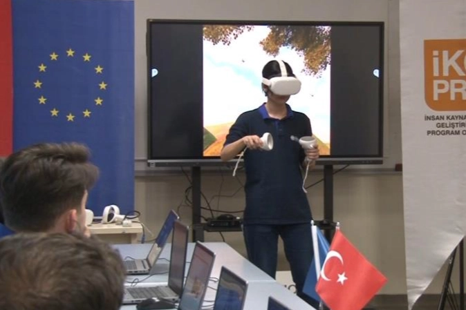 Bursa’da ”AR/VR/XR” eğitimi: Geleceğin mesleği olarak görülüyor…