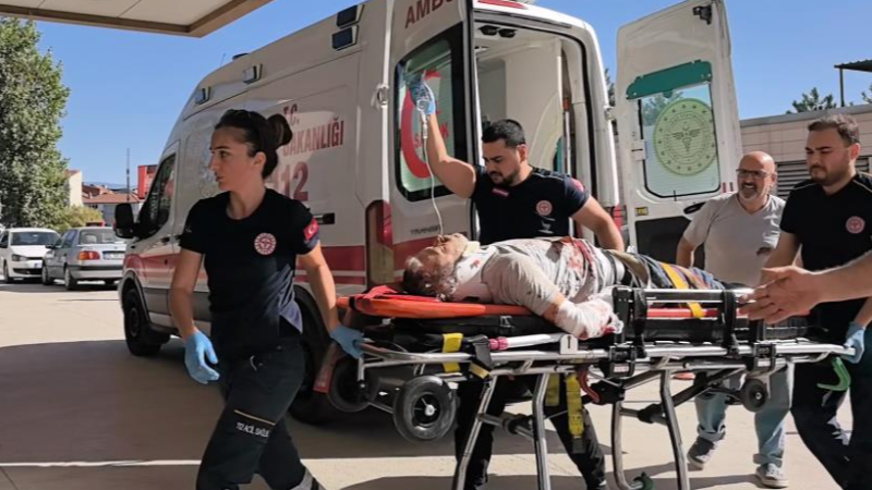 Bursa'da asansör boşluğuna düşen işçi ağır yaralandı