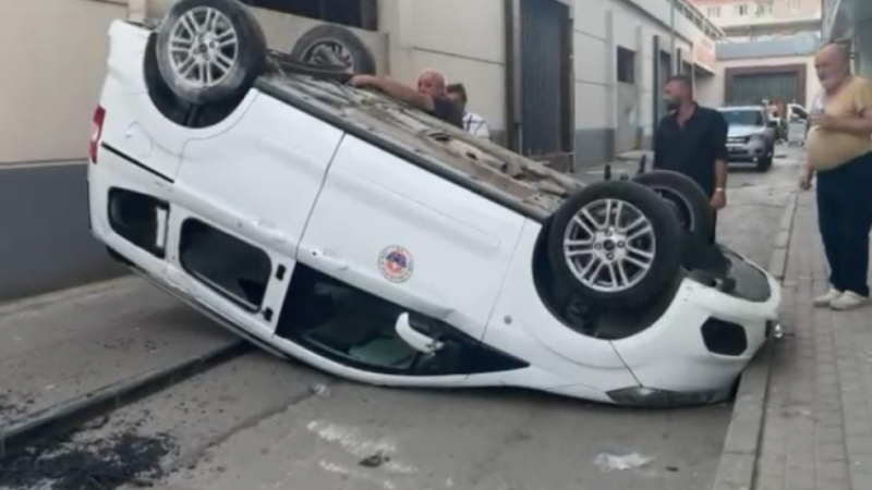 Bursa'da belediye aracı bu hale geldi