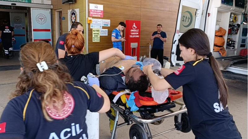 Bursa'da bir işçinin talihsiz anları; 8 metre yükseklikten düştü