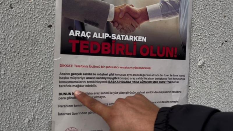 Bursa'da bir proşür dolandırılmaktan kurtardı