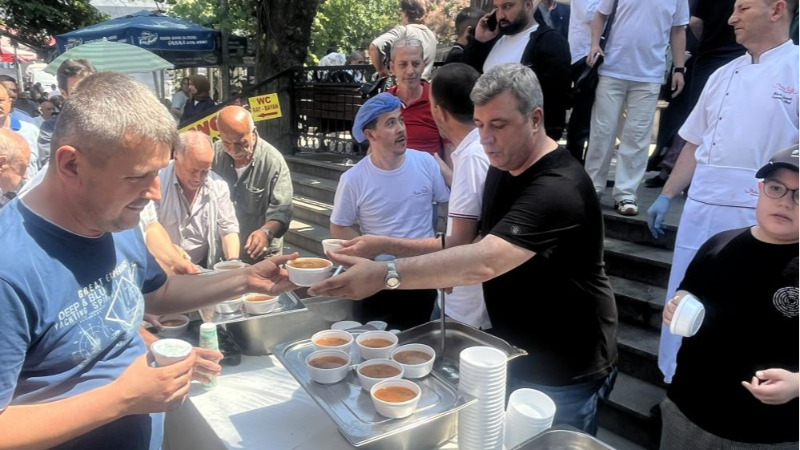 Bursa'da bu çorba yılda bir kez pişiyor!