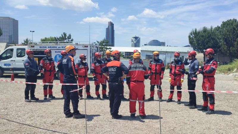 Bursa'da bu ekip afetlere hazırlık ve sorumluluk çalışmalarıyla da örnek oluyor