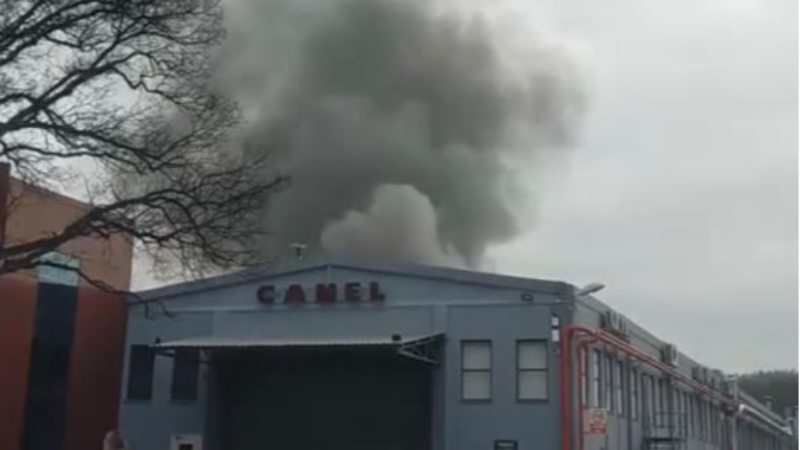 Bursa'da büyük yangın; İşçiler tahliye edildi