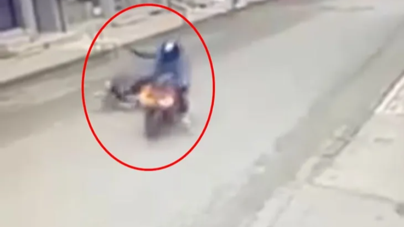 Bursa'da çarpıp kaçan sürücü; Gören şok oldu