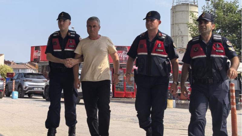 Bursa'da cezaevi firarisi jandarma tarafından kıskıvrak yakaladı