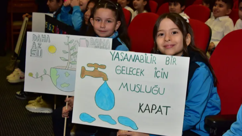Bursa'da çocuklara su eğitimi verildi