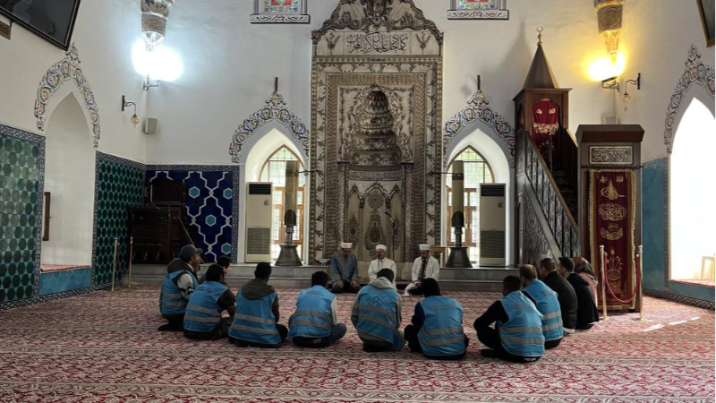 Bursa'da denetimli serbestlik yükümlüleri, Muradiye Külliyesi'nde