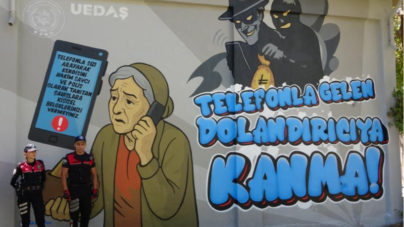 Bursa'da dikkat çeken proje; Dolandırıcılara karşı uyarı...