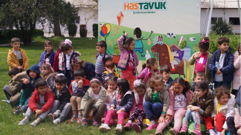 Bursa'da Dünya Yumurta Günü'nde renkli etkinlik