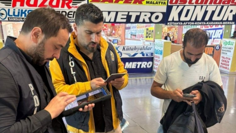 Bursa'da düzensiz göç denetimi! Binlerce sorgulama yapıldı...