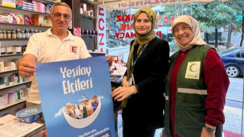 Bursa'da eczaneler, Yeşilay elçisi oldu