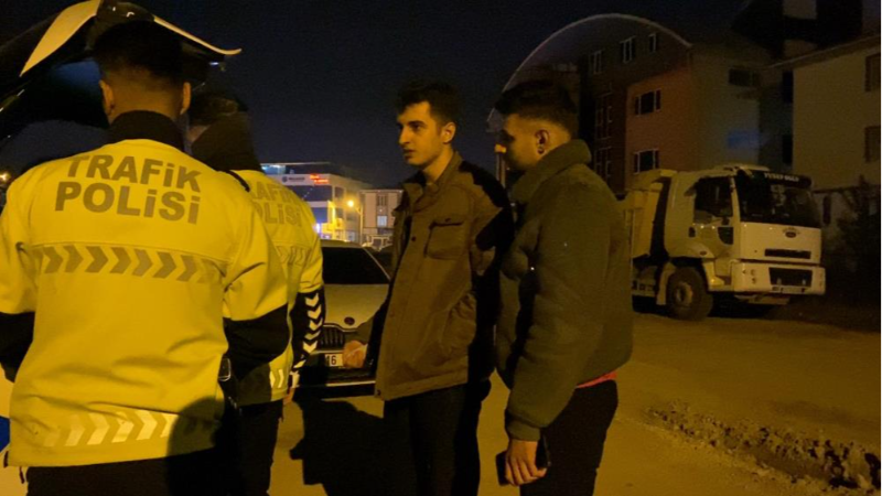 Bursa'da ehliyetsiz sürücü bakın bu kez neler yaptı!