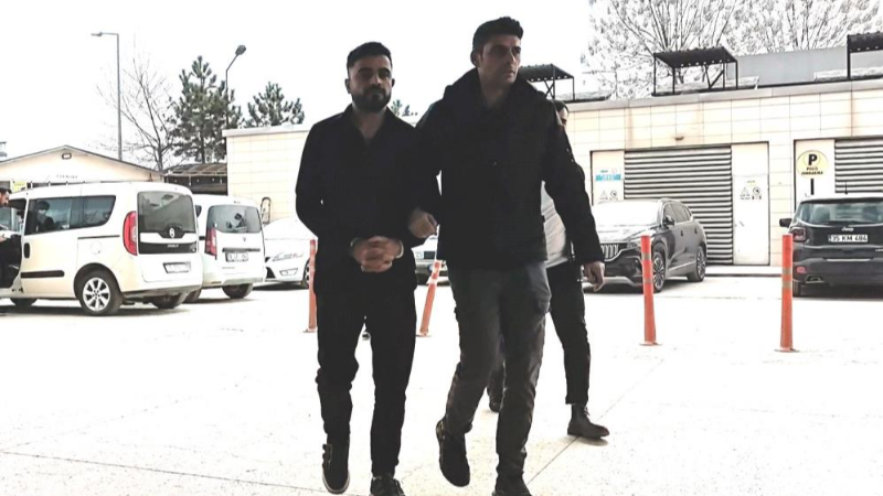 Bursa'da ekmek isteyen müşterisini vuran fırıncı tutuklandı