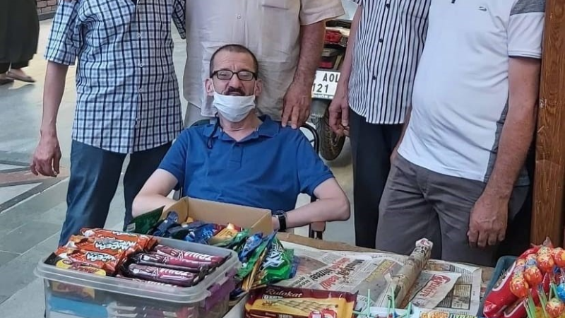 Bursa'da engelli vatandaşın alın terini çaldılar!
