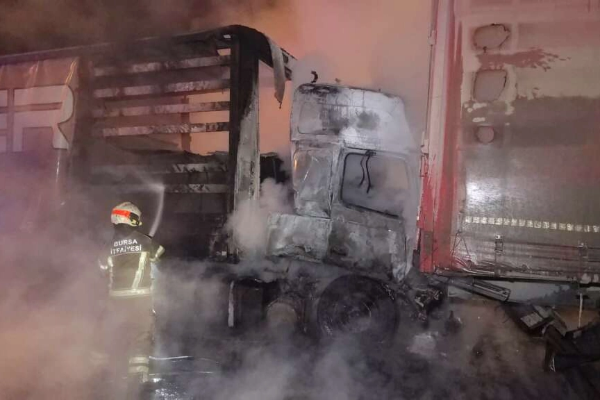 Bursa'da feci kaza; 1 ölü, 1 yaralı...