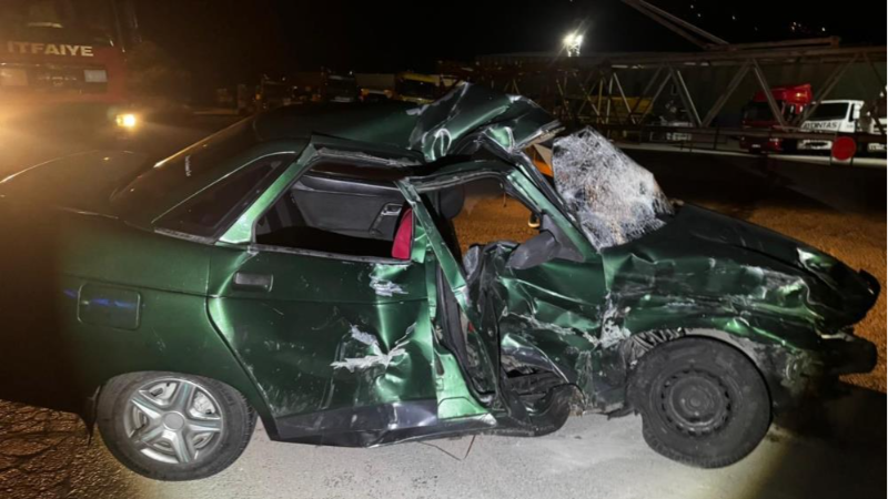 Bursa'da feci kaza; 1 ölü, 13 yaralı