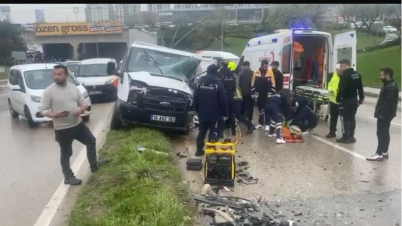 Bursa'da feci kaza; Can pazarı yaşandı...