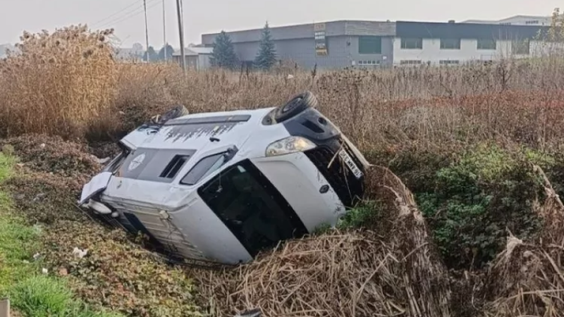 Bursa'da feci kaza; Şarampole yuvarlandı