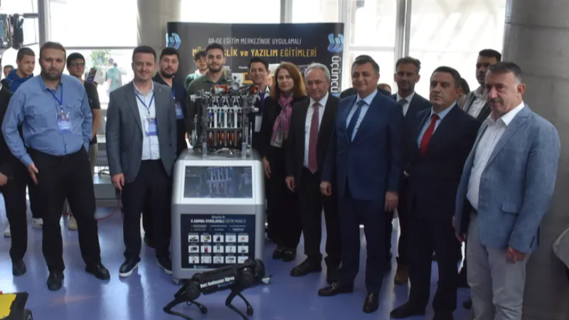 Bursa'da gençler alkışı hak etti