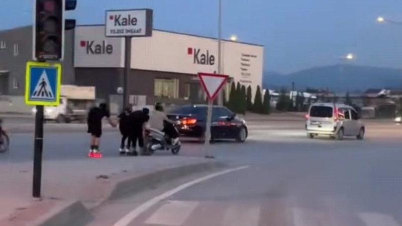 Bursa'da gençler tehlikeye davetiye çıkardı