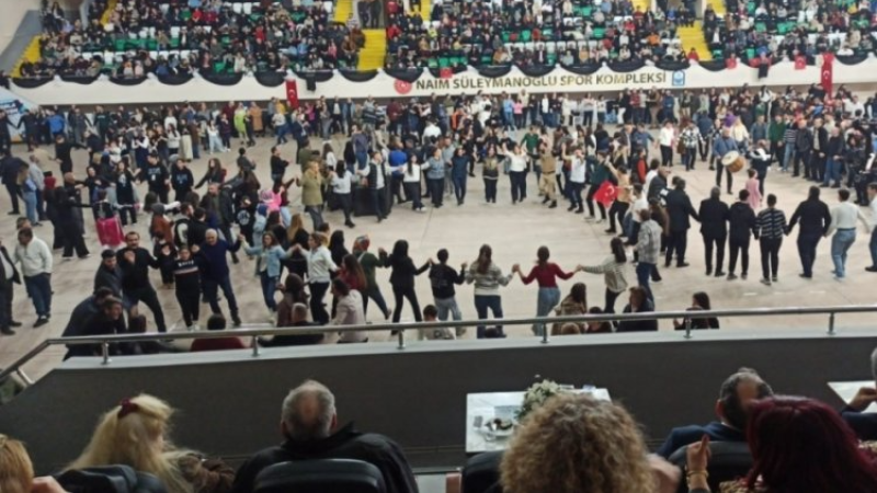 Bursa'da gün Artvinlilerin günü!