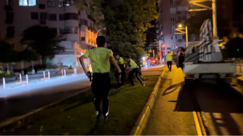 Bursa'da hareketli dakikalar; Trafiği birbirine kattı
