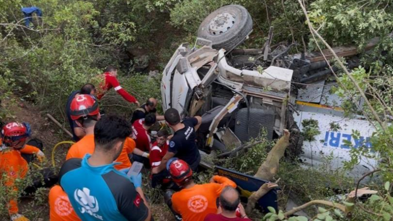 Bursa'da hayatını kaybeden 3 gönüllünün kimlikleri açıklandı