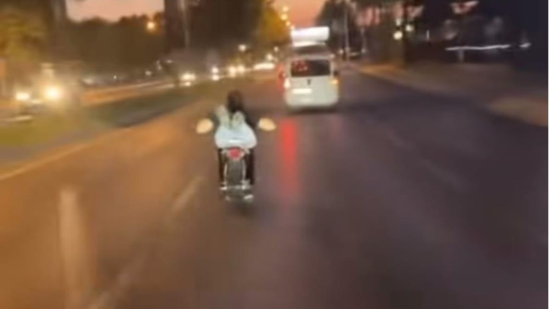 Bursa'da hem kendinin hem de diğer sürücülerin canını hiçe saydı!