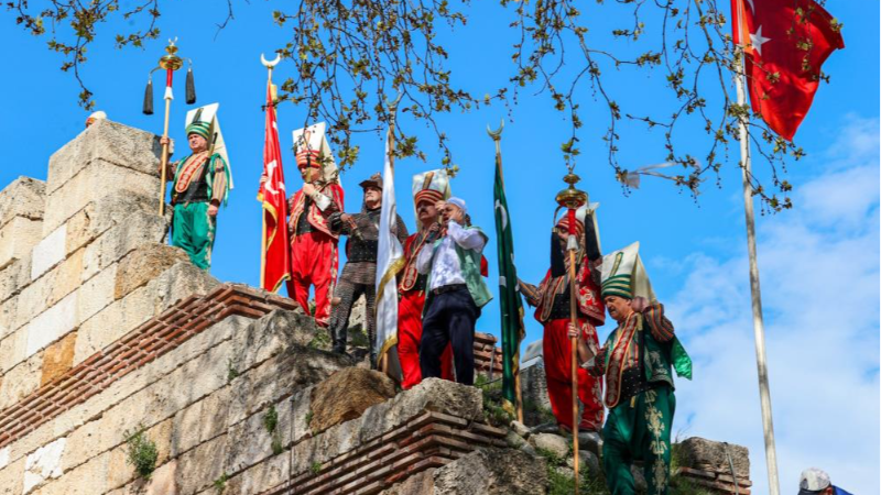 Bursa'da heyecan dolu anlar; Fetih coşkusu...