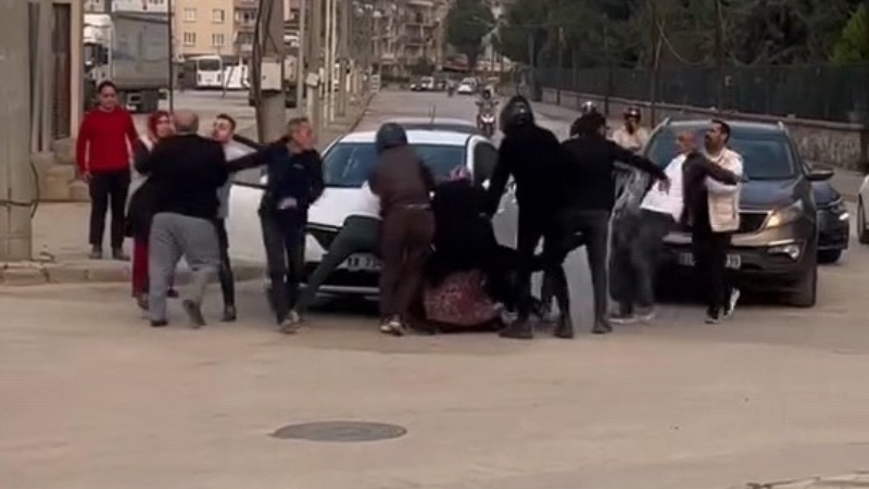 Bursa'da iftar saati tekme tokat kavga