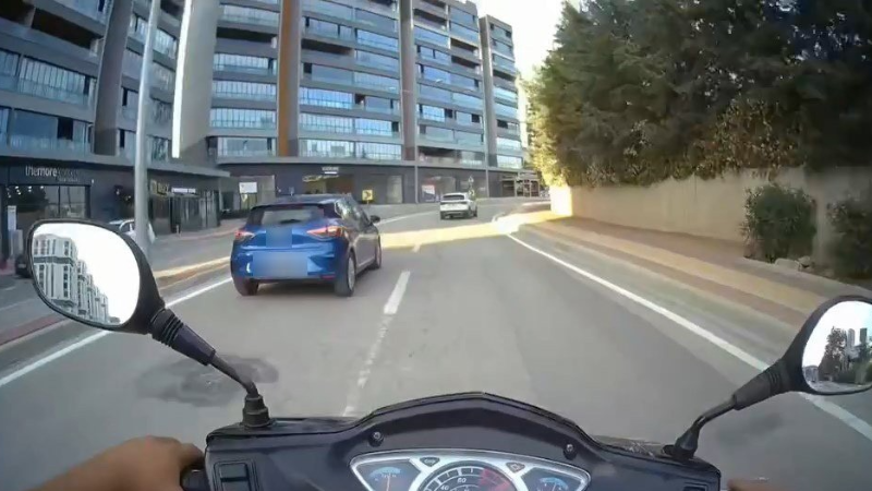 Bursa'da iki sürücünün ilginç anı!
