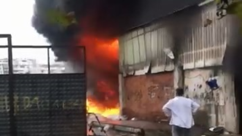 Bursa'da işçiler bu olayda kendini can havliyle dışarı attı!