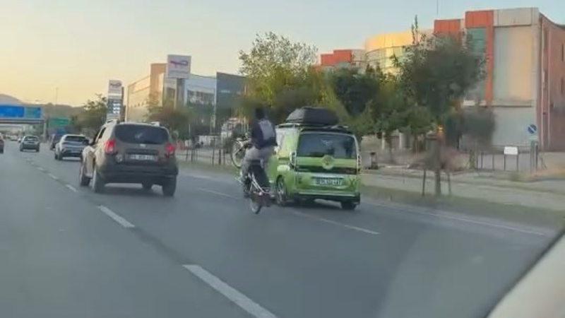 Bursa'da işte başka bir trafik magandası!