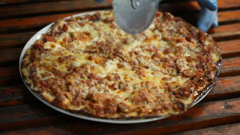 Bursa'da İtalyan Pizzasına sol çeken lezzet!