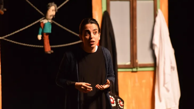 Bursa'da izleyenlerin gözyaşlarını tutamadığı oyun!