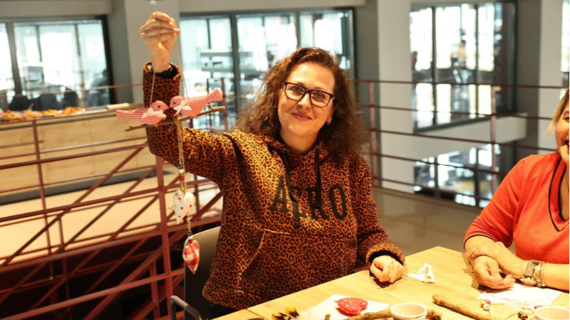 Bursa'da kadınlardan el emeği göz nuru ürünler!