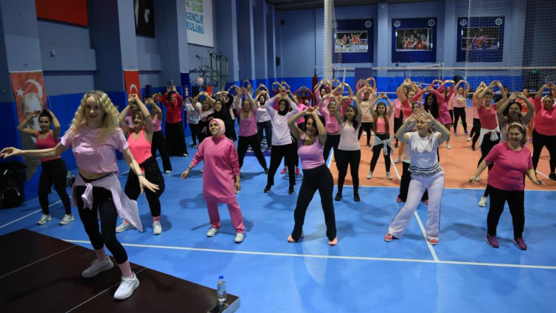 Bursa'da kadınların keyifli spor aktiviteleri!