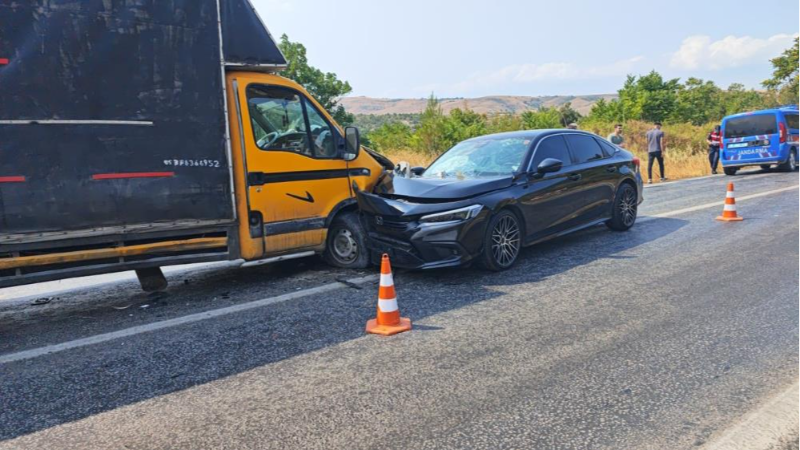 Bursa'da kafa kafaya kaza: 6 yaralı