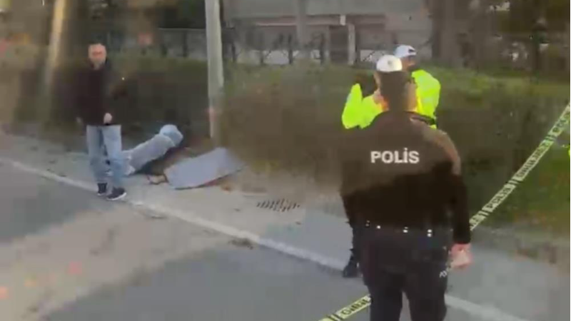 Bursa'da kahreden acı son; Aydınlatma direğine çarptı