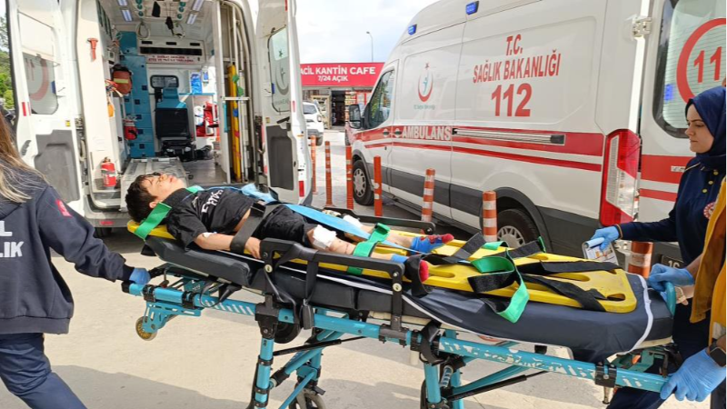 Bursa'da kahreden kaza; 1'i çocuk 3 kişi yaralandı