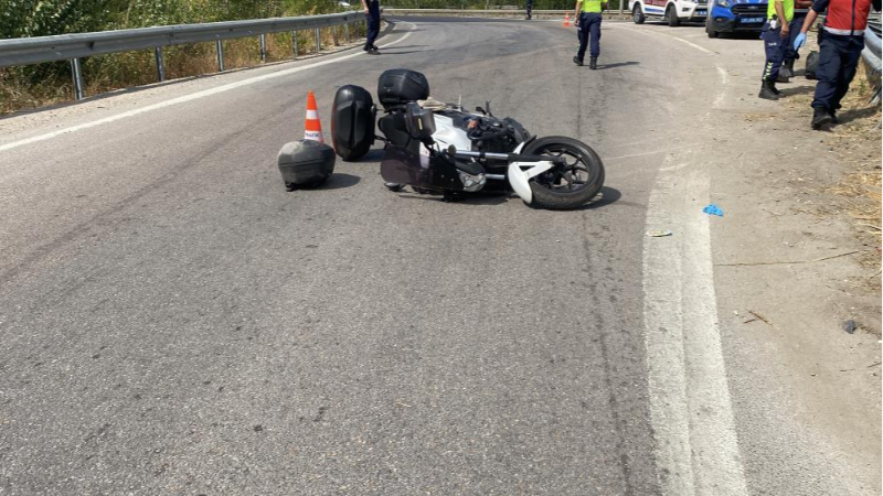 Bursa!'da kahreden motosiklet kazası;  Baba öldü, kızı ağır yaralandı