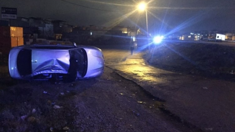 Bursa'da kayganlaşan yol kazaya neden oldu