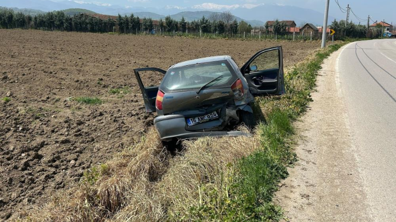 Bursa'da kaza sonrası araç bu hale geldi