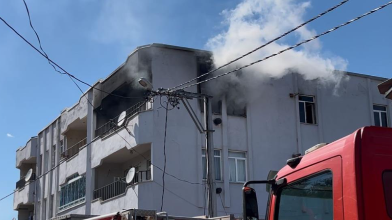 Bursa'da korku dolu dakikalar; Yangında  anne kızın zor anları...
