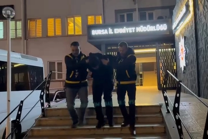 Bursa'da maskeli saldırgan 24 saat geçmeden yakalandı