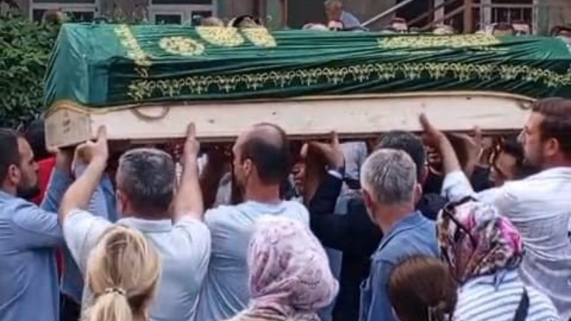 Bursa'da minik Berra için gözyaşları sel oldu!