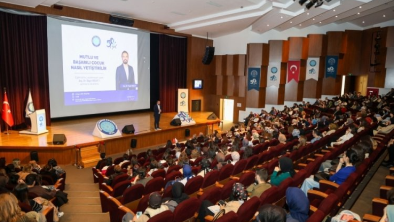 Bursa'da mutlu ve başarılı çocuk yetiştirmenin formülü konuşuldu!